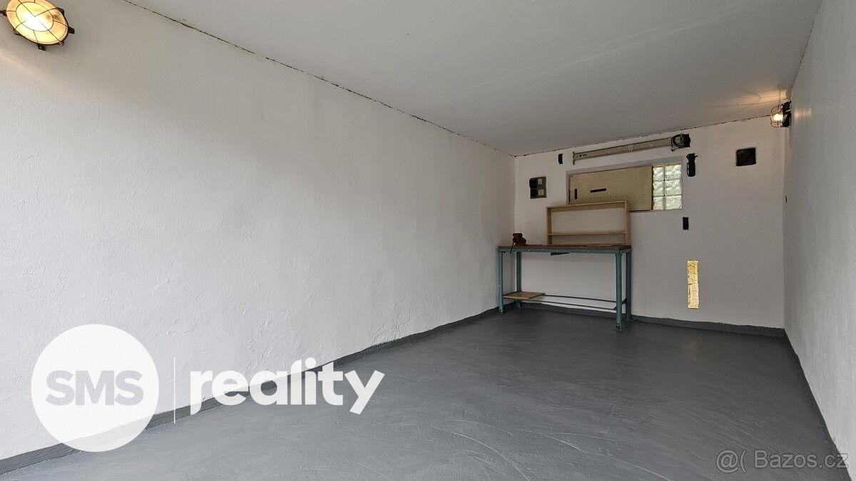 Prodej garáž - Opava, 747 07