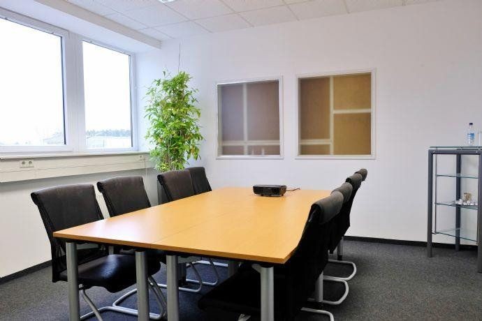 Pronájem obchodní prostory - , Bavorsko, 5 389 m² - 5