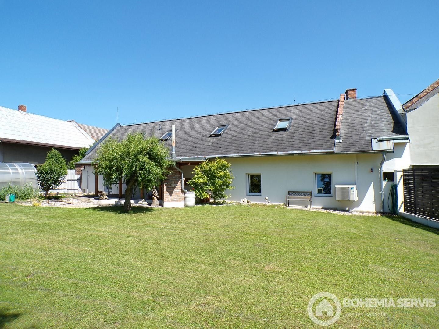 Prodej rodinný dům - Jasenná, 225 m²