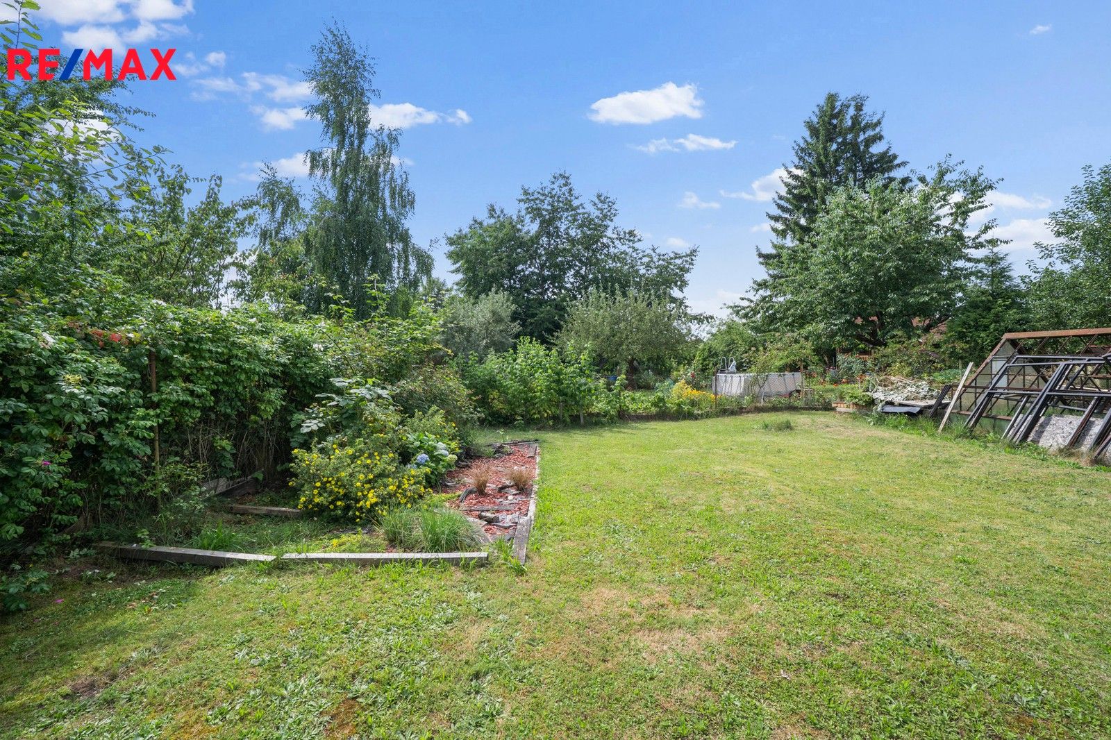 Prodej zahrada - Dvůr Králové nad Labem, 338 m²