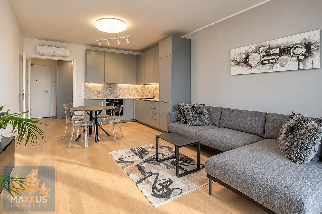 Byt 2+kk · 60 m² · Jankovcova, Praha 7 - Holešovice - 2