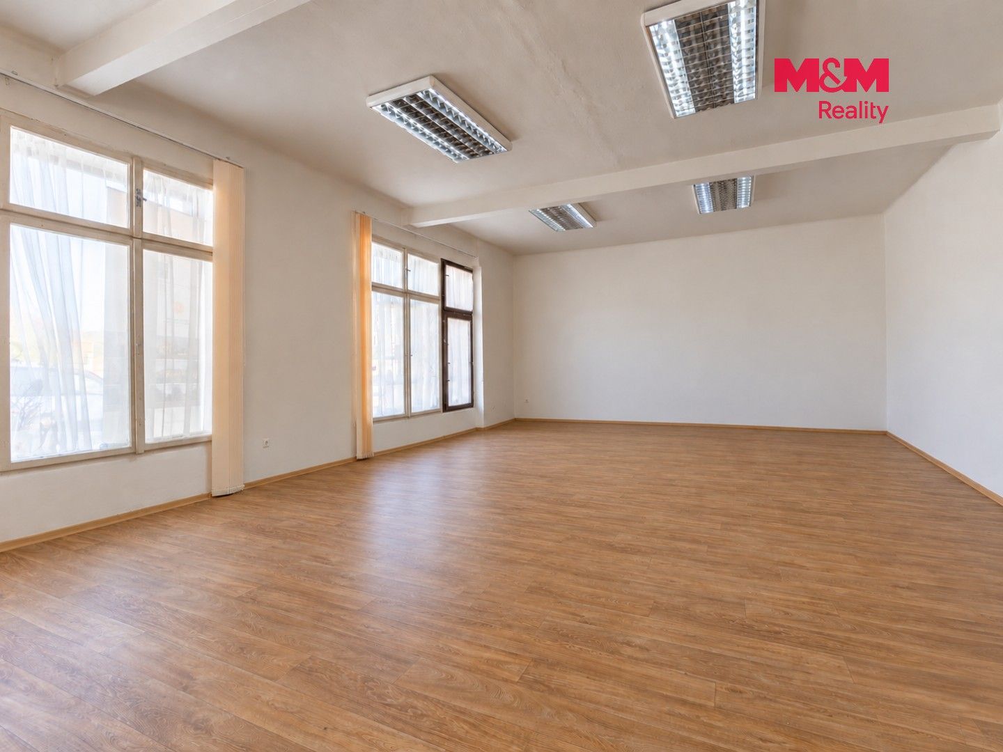 Obchodní prostory · 120 m² · Komenského nám., Votice - 3