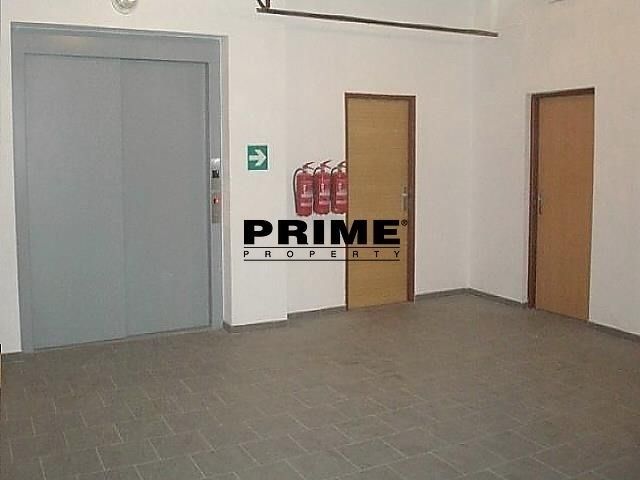 Sklad · 22 m² · Ve žlíbku 2402, Praha Horní Počernice - 3