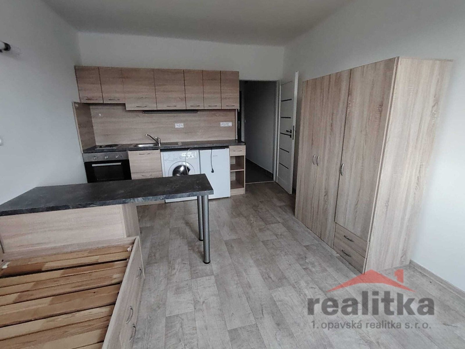 1+kk, Podvihovská, Opava, 25 m²