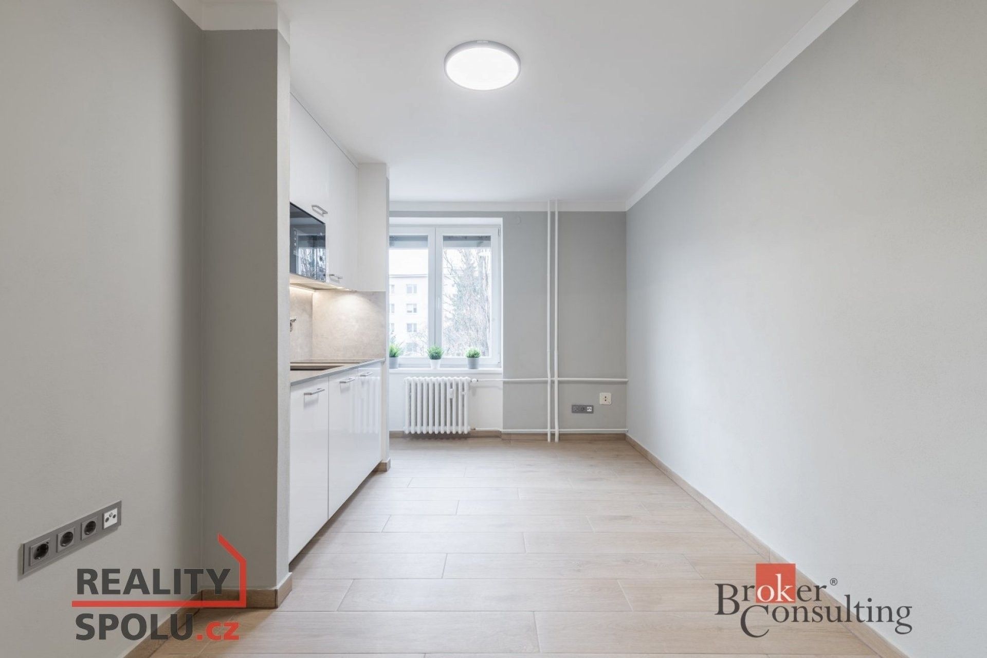 Pronájem byt 1+kk - Bakalovo nábřeží, Brno, 23 m²