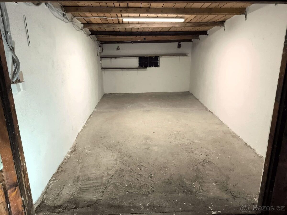 Pronájem garáž - Ústí nad Labem, 400 01