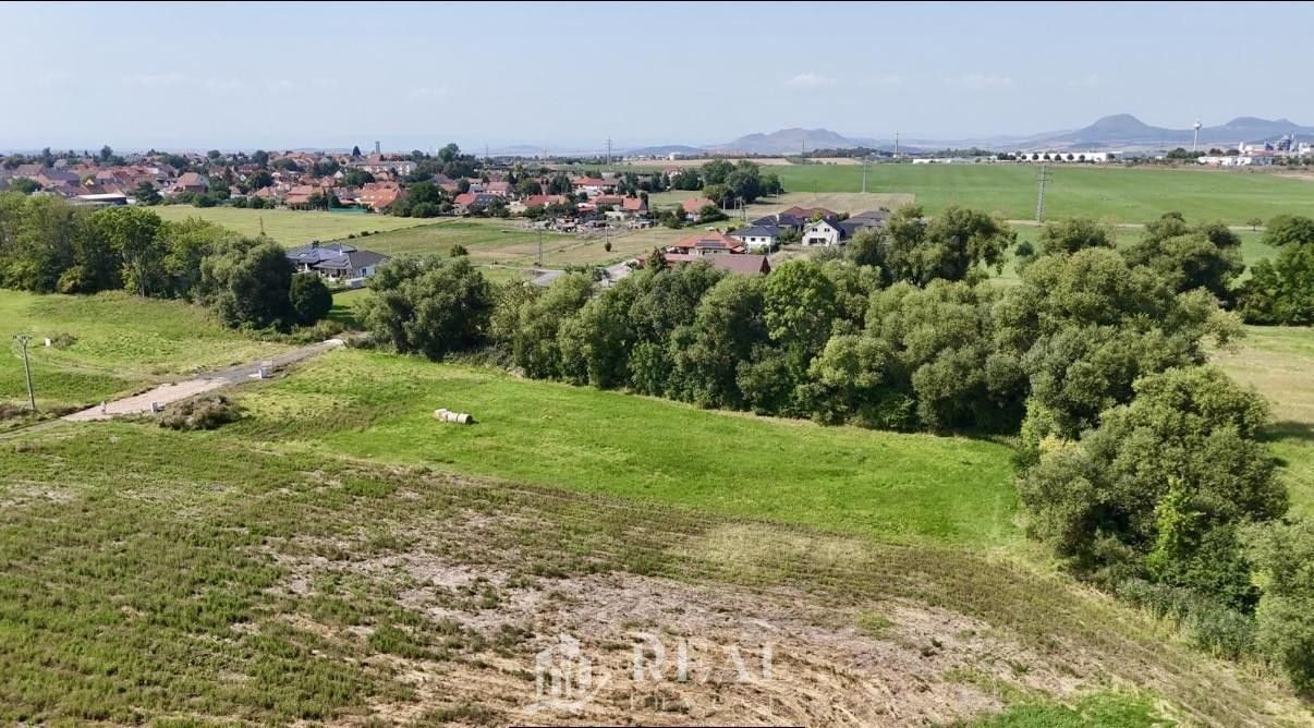 Pozemek pro bydlení, 995 m²