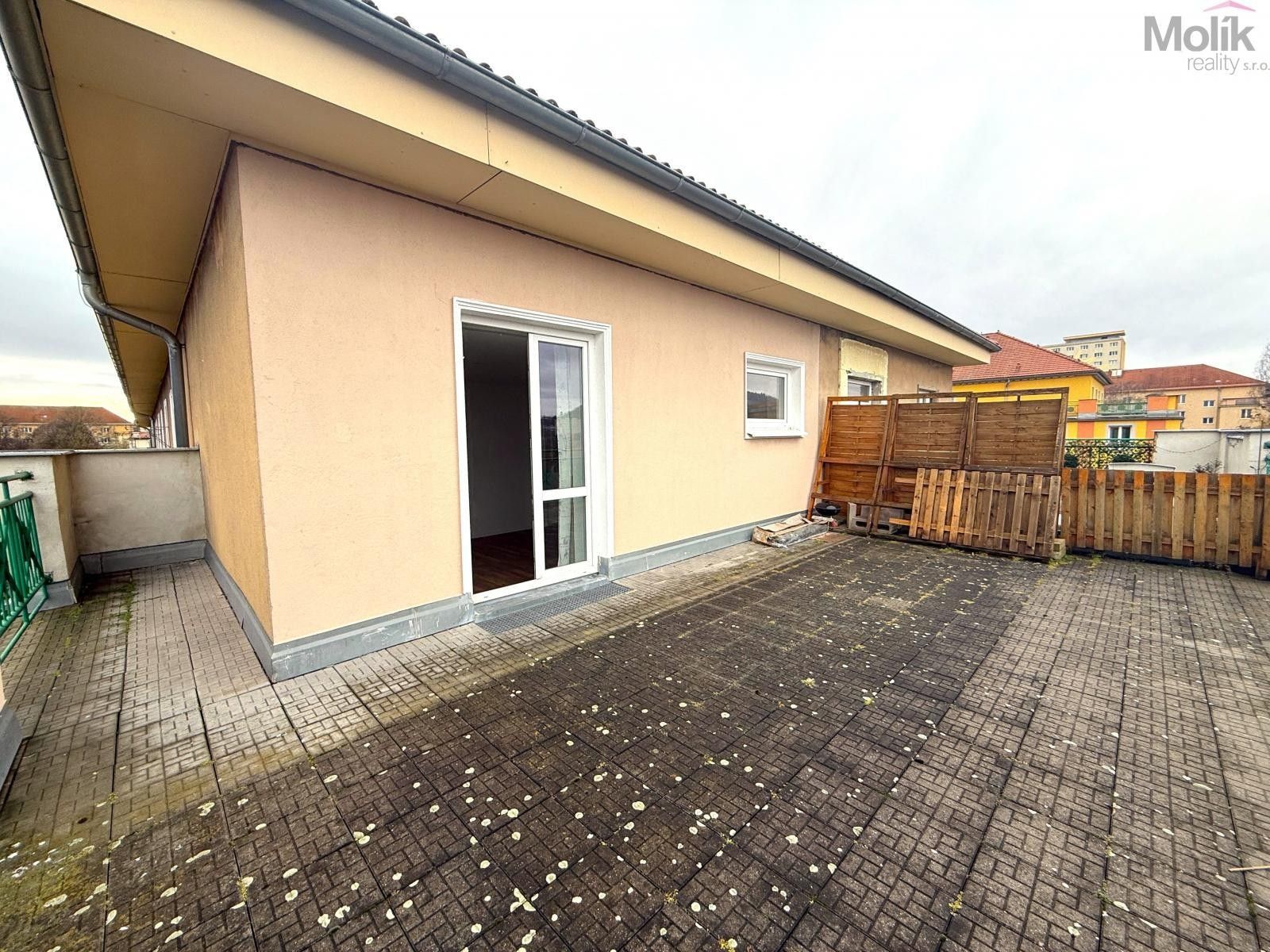 1+kk, Antonína Dvořáka, Most, 20 m²