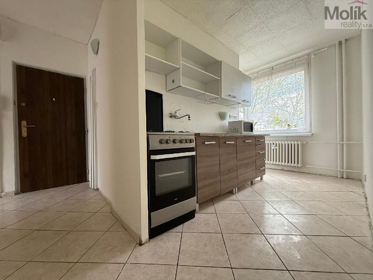 3+1, Sídliště Za Chlumem, Bílina, 66 m² - 1