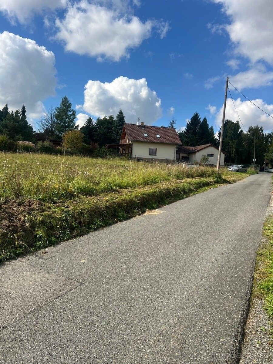 Prodej pozemek pro bydlení - Strančice, 251 63