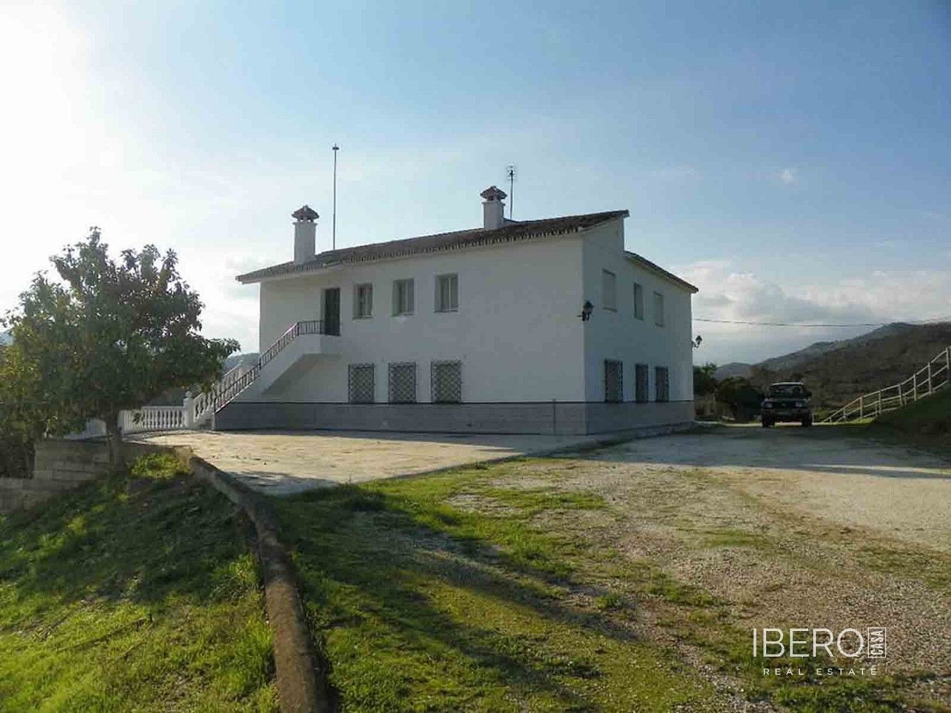 Rodinný dům, 803 m²