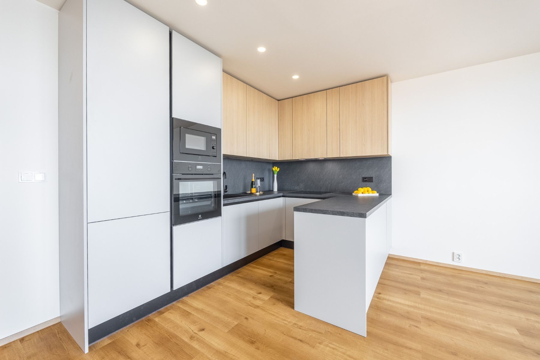 3+kk, Petržílkova, Praha - Stodůlky, 92 m² - 1