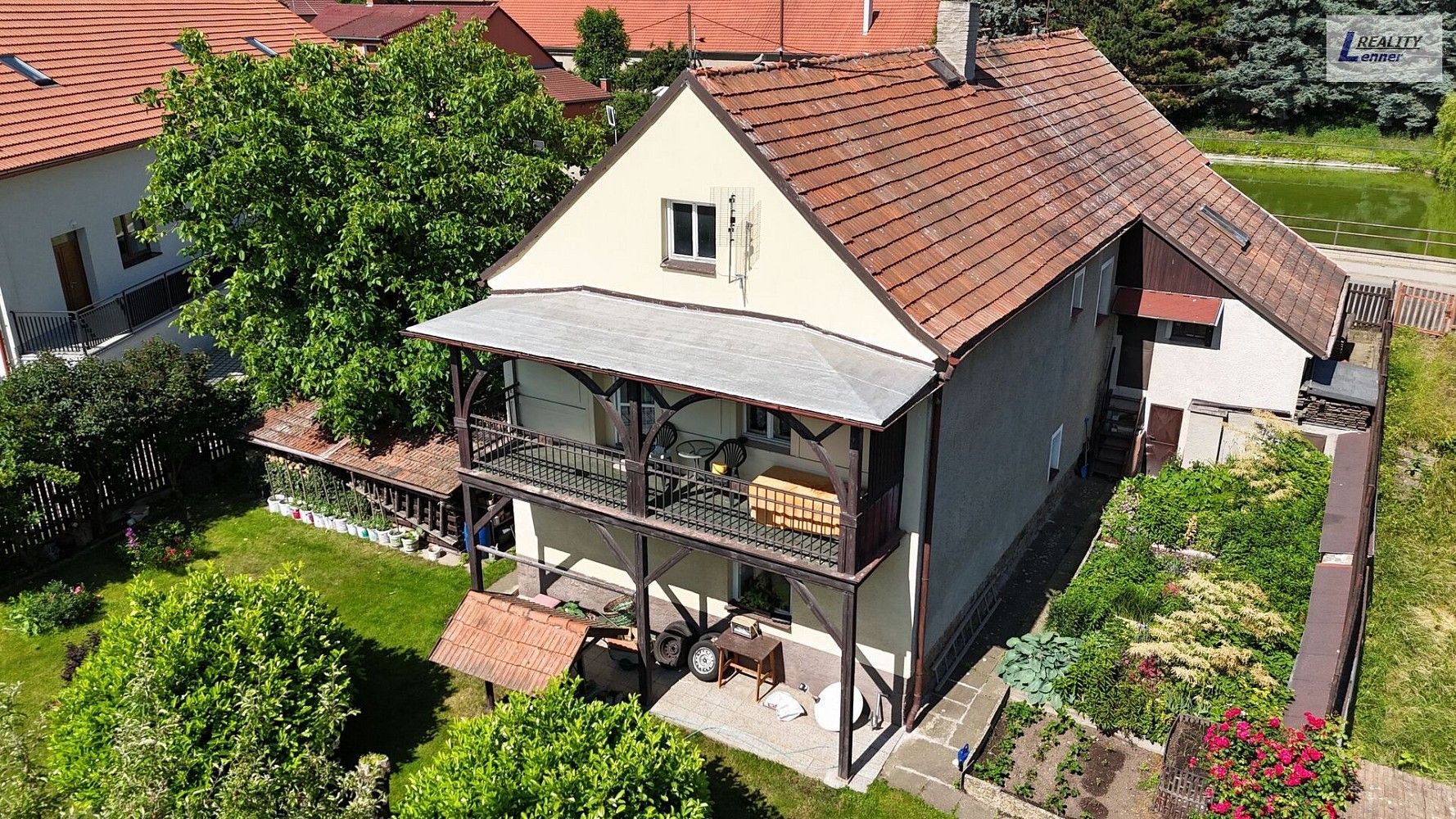 Rodinné domy, Pičín, okres Příbram, 210 m² - 2