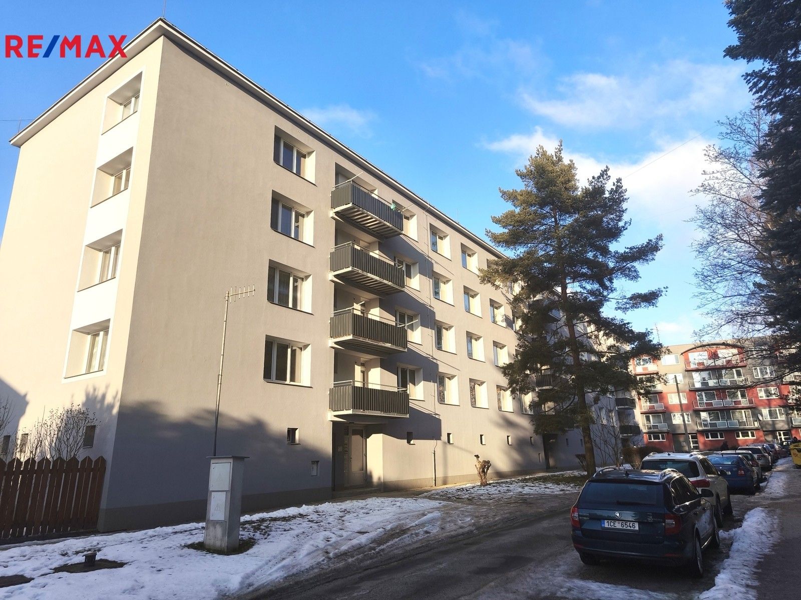 2+1, sídliště U Nádraží, Jindřichův Hradec, 51 m²