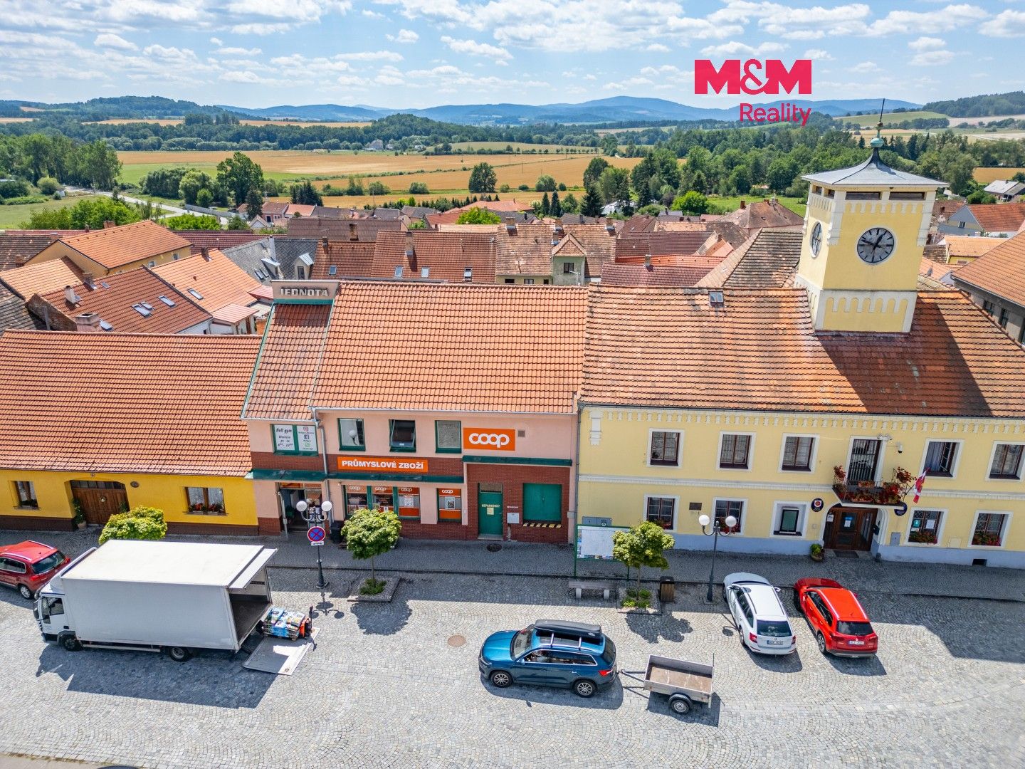 Obchodní prostory, Náměstí Míru, Bavorov, 340 m² - 1