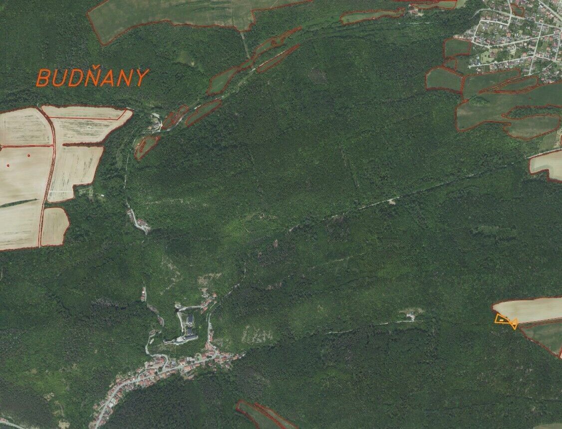 Prodej pozemek - Karlštejn, 2 m²