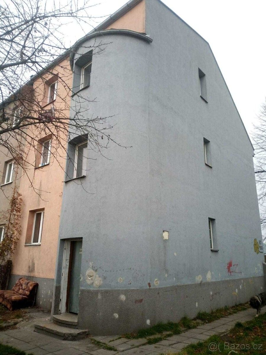 Rodinné domy, Ostrava, 702 00