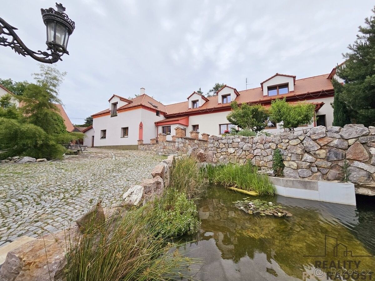 Byty, Třebotov, 252 26