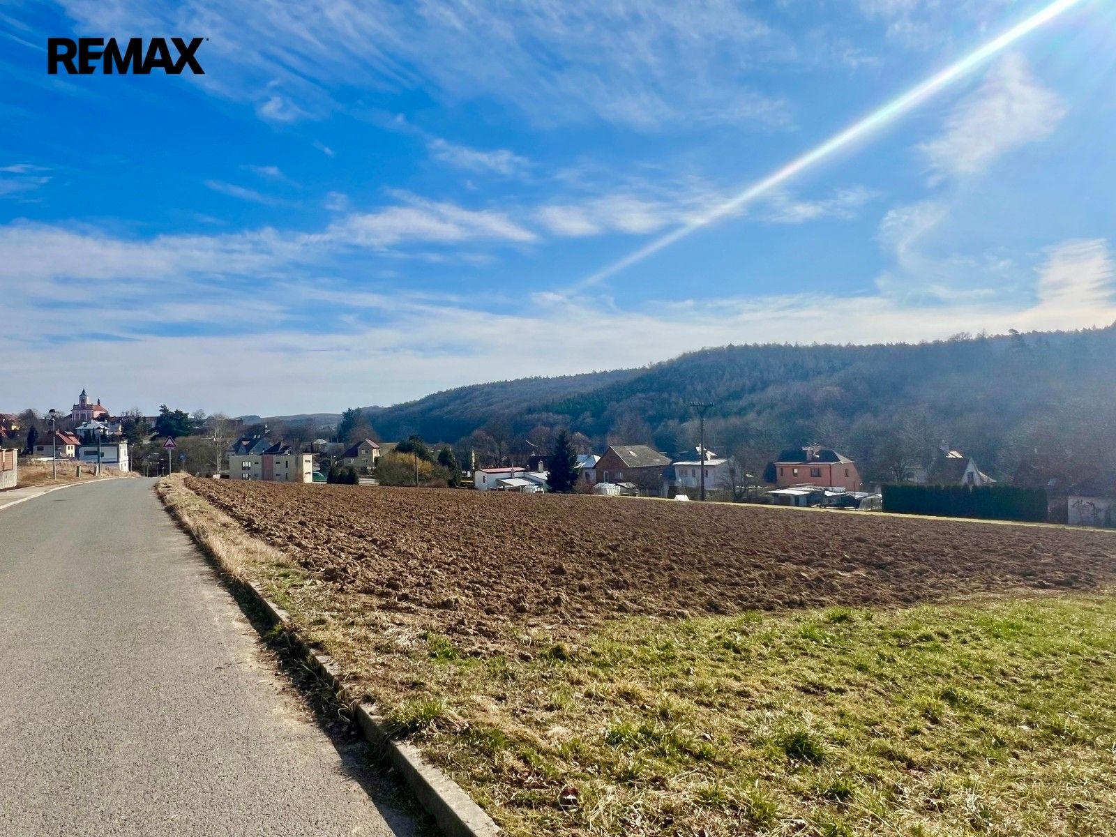 Prodej pozemek pro bydlení - Zlín, 975 m² - 5
