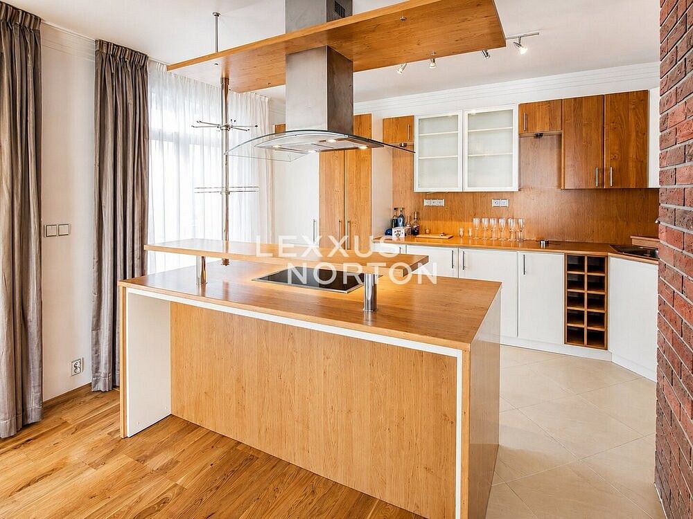 Rodinné domy, Praha - Veleslavín, okres Praha 6, Hlavní město Praha, 350 m² - 2