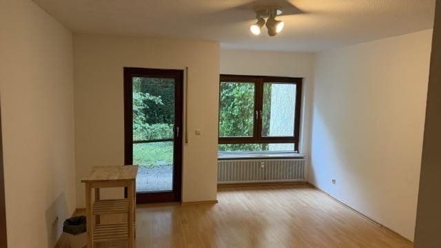 1+1, Hegelstr.9, , Bádensko-Württembersko, 30 m² - 2