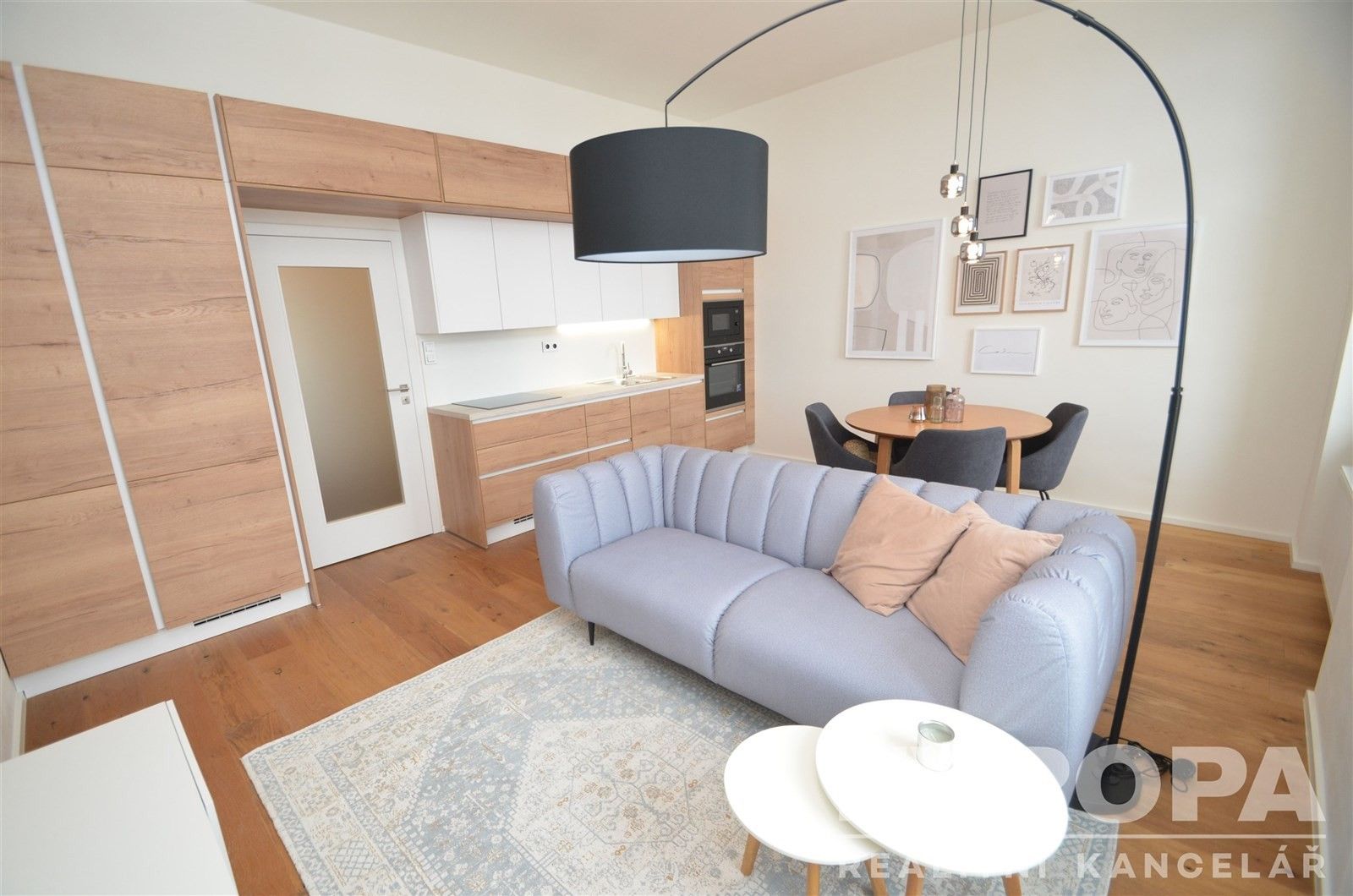 2+kk, Peckova 280, Praha Karlín, 55 m² - 1