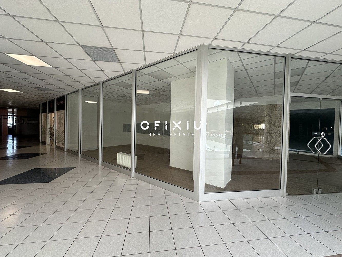 Obchodní prostory, 109 m²