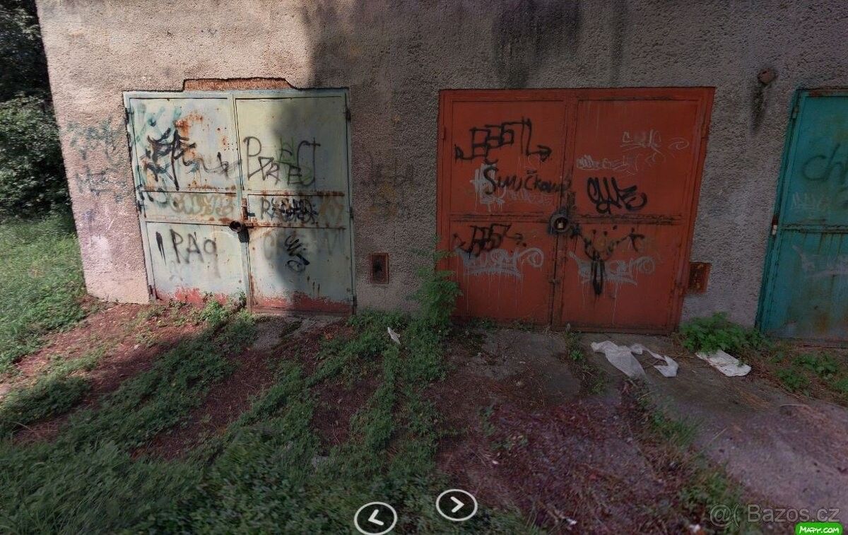 Garáže, Ostrava, 713 00