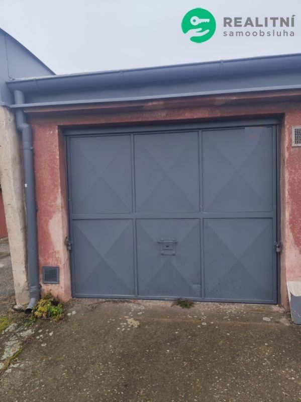 Garáže, U Cihelny, Kolín, 21 m²