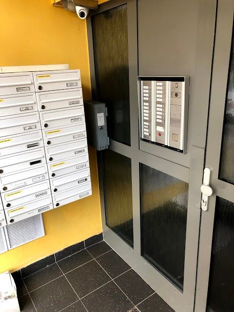 Pronájem byt 1+1 - Skalní 493/1, 38 m²