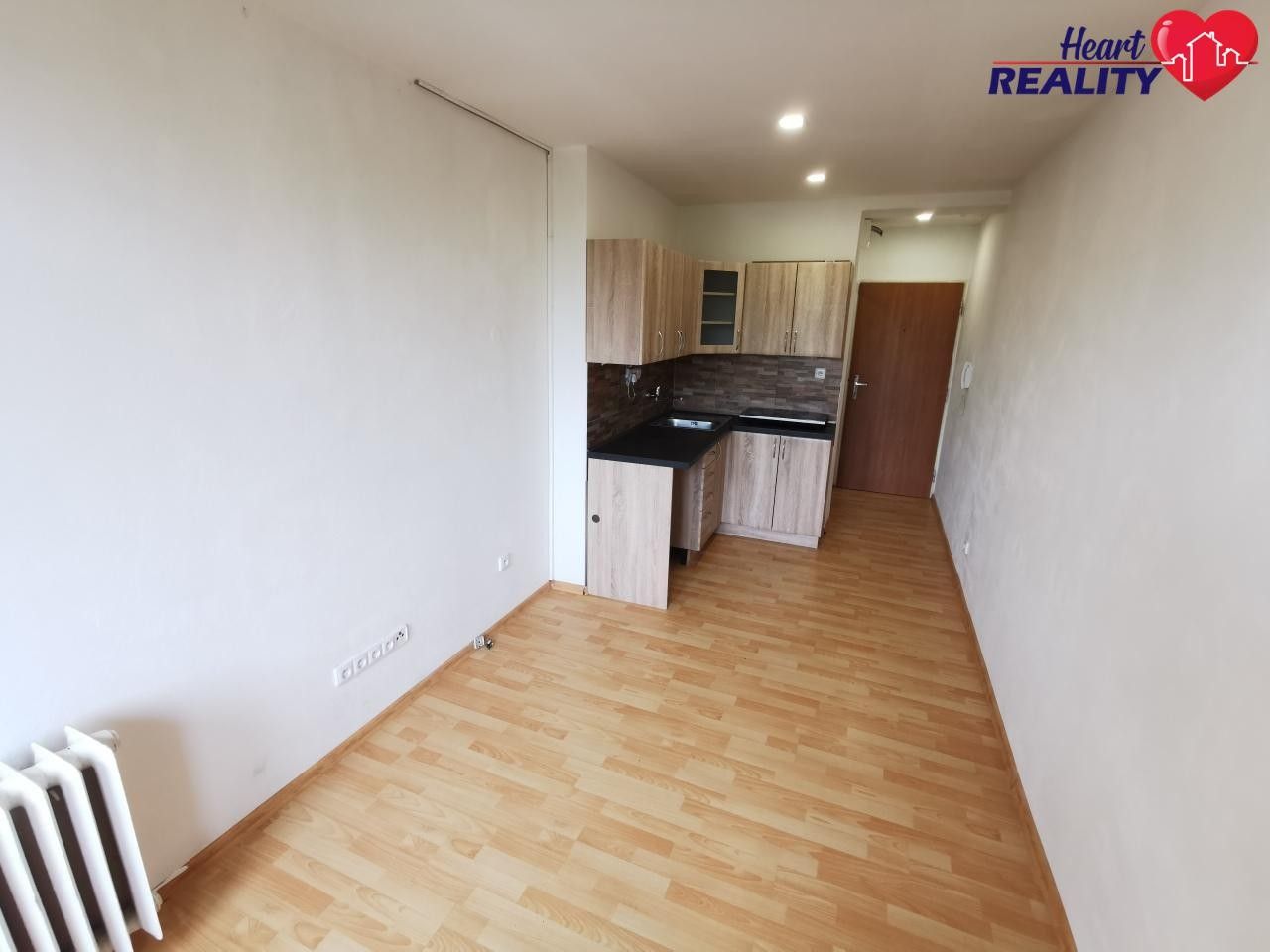 1+kk, Haškova, Opava, 17 m²