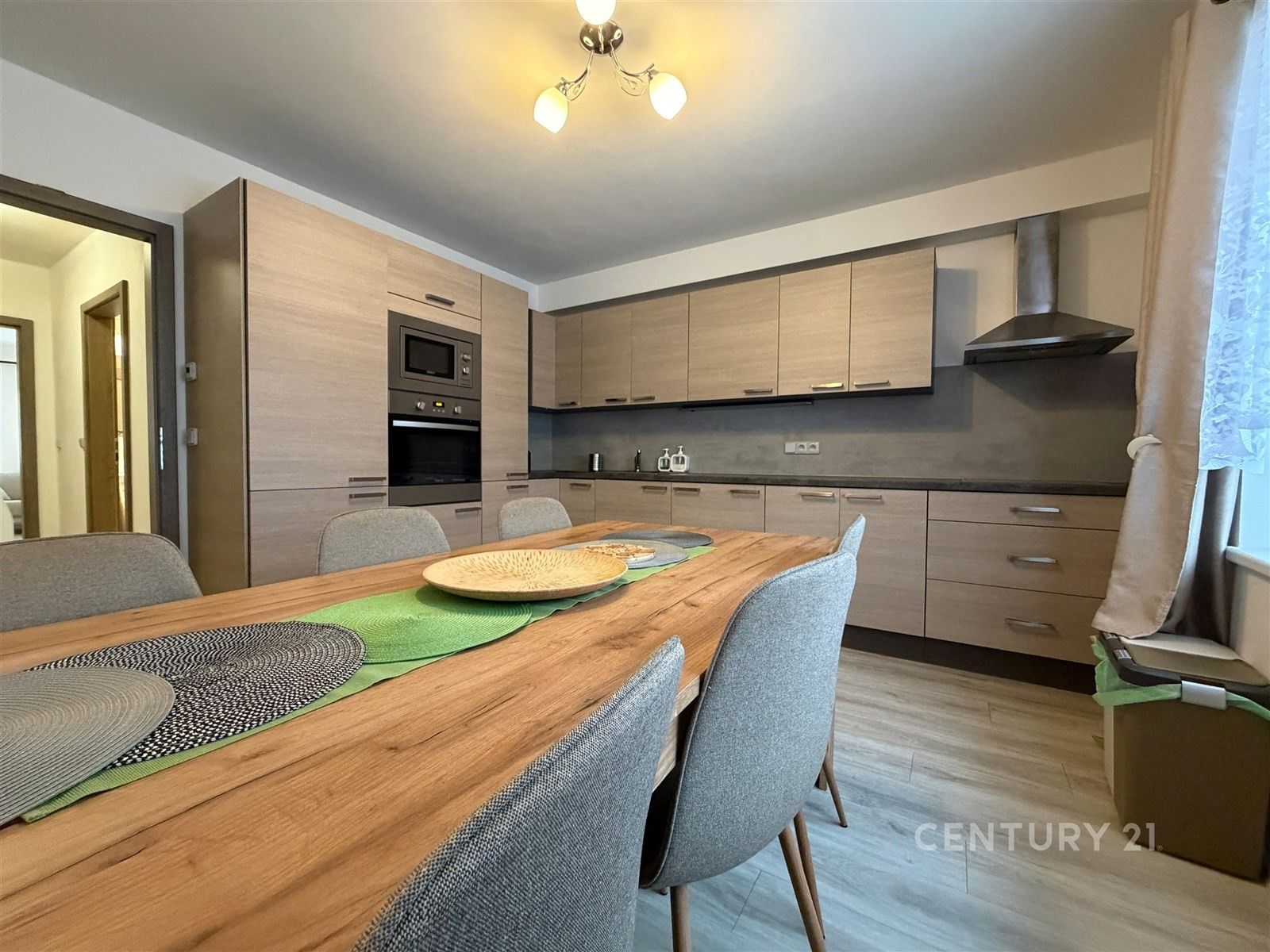 Pronájem rodinný dům - Na Hradbách, Jindřichův Hradec, 138 m²