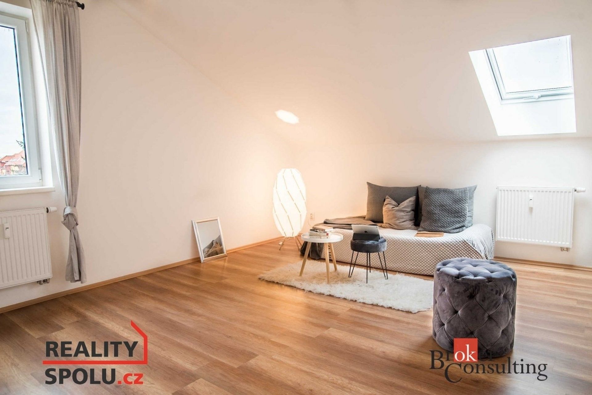 Prodej byt 2+kk - Komenského, Šestajovice, 69 m²