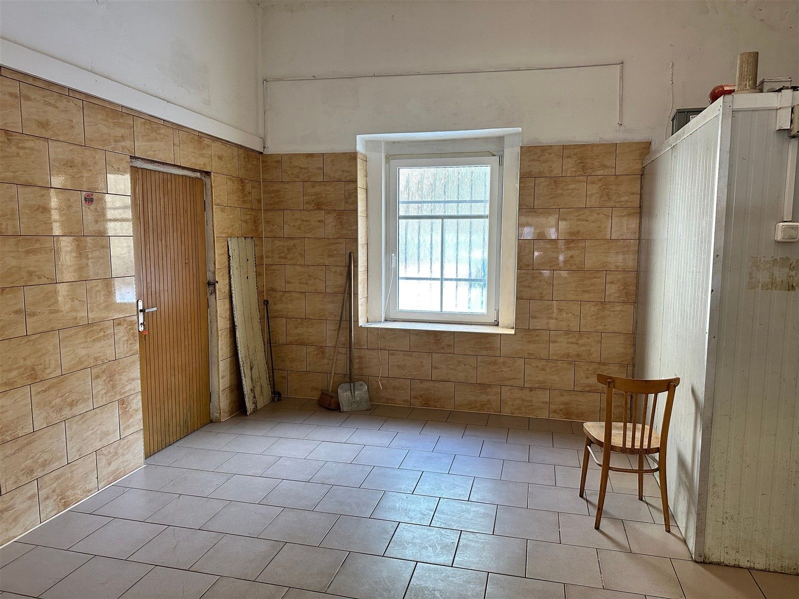 Pronájem obchodní prostory - Čs. legií 1082, Děčín IV-Podmokly, 63 m² - 5