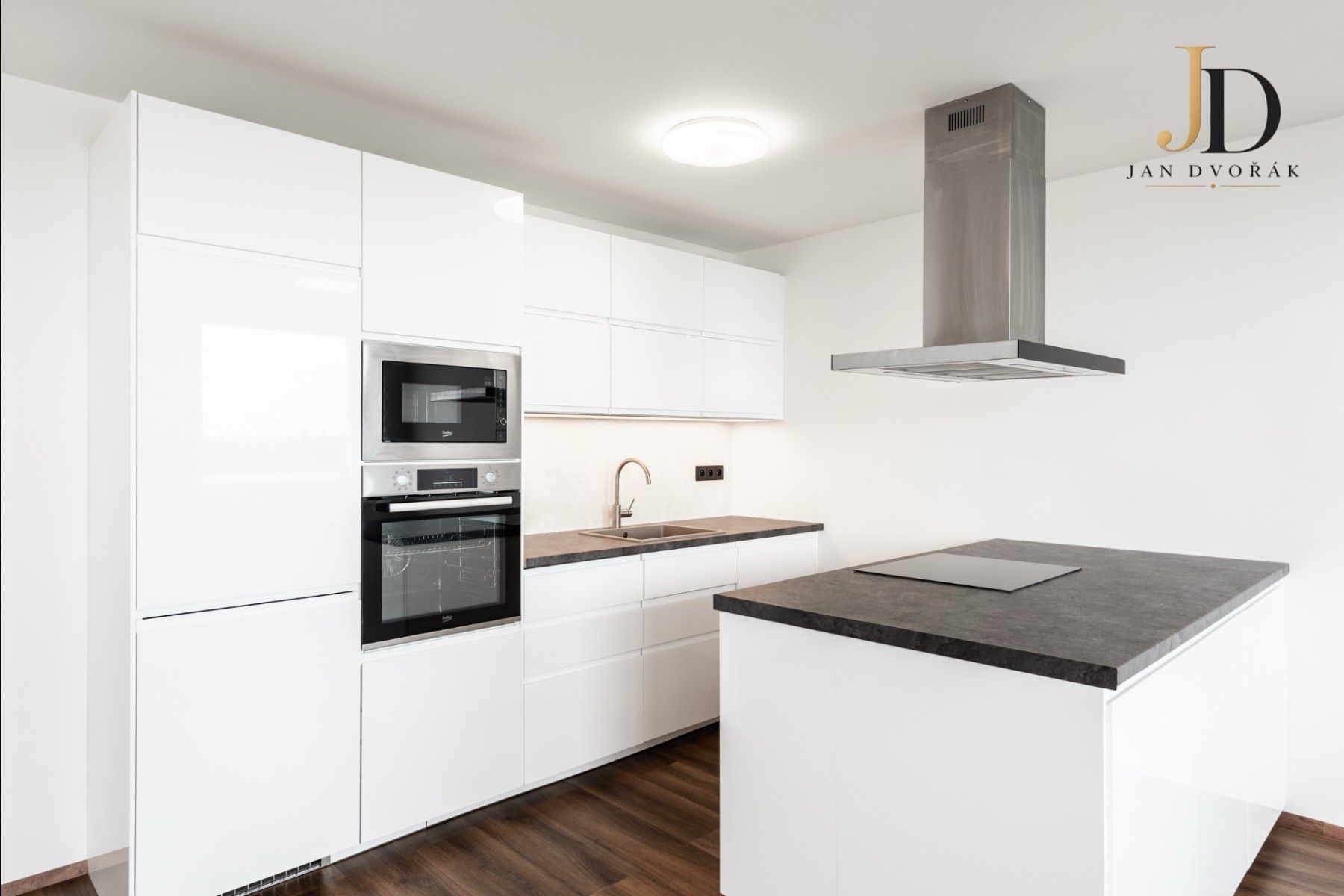 3+kk, Kurčatovova, Praha - Petrovice, 79 m² - 1