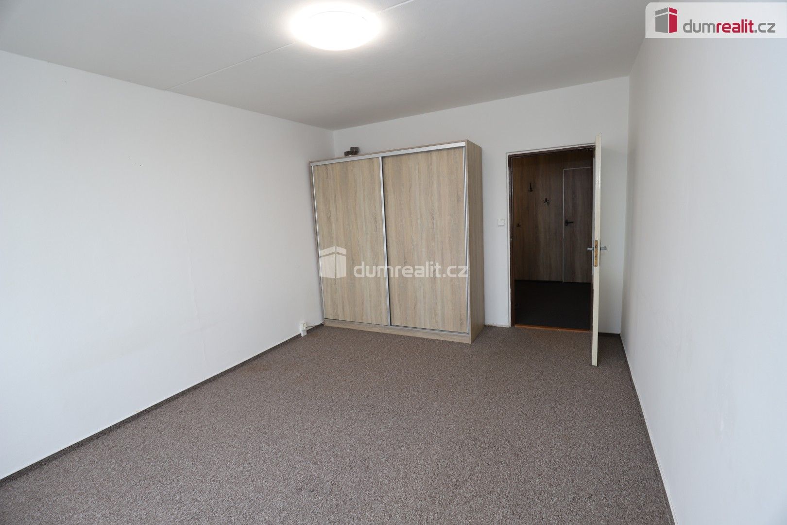 Prodej byt 2+1 - Sídliště, Hroznětín, 64 m²