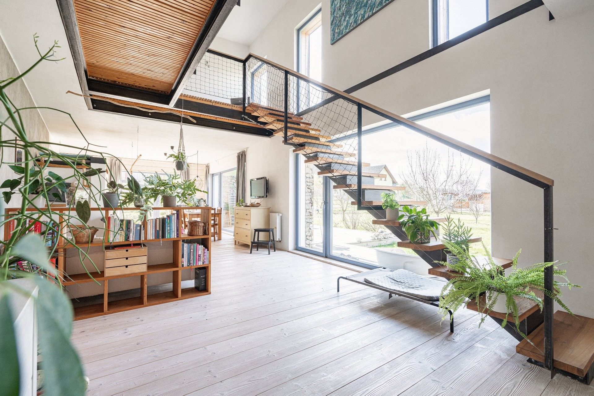 Prodej rodinný dům - Sluneční 222, Hradčany, 250 m² - 5
