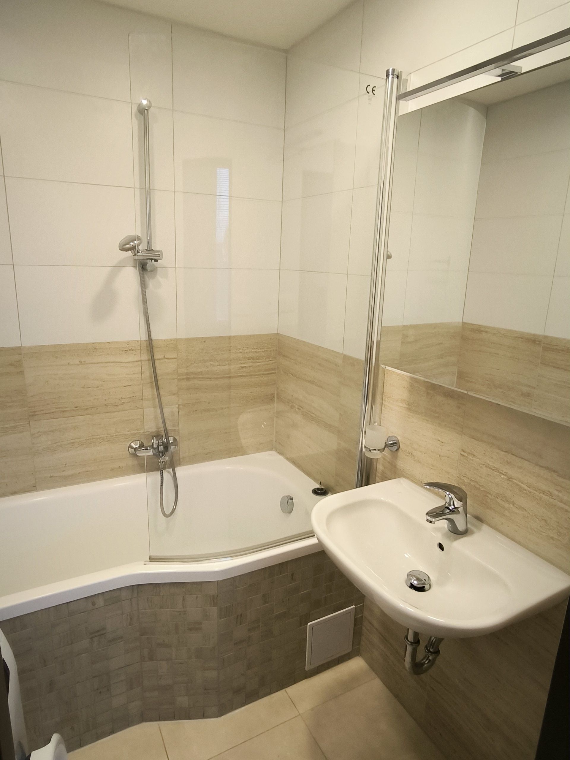 Prodej byt 3+1 - Jiráskovo náměstí 502, Postoloprty, 66 m² - 5