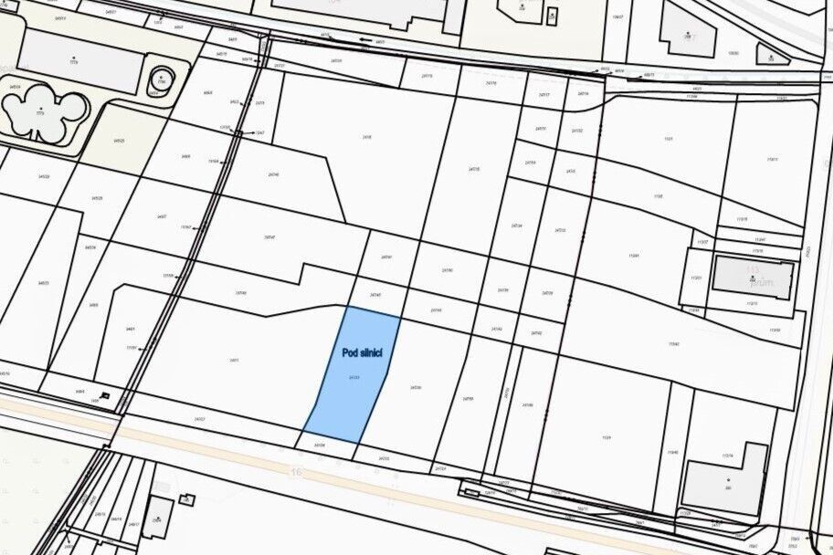 Komerční pozemek · 2 328 m² · Řepov - 4