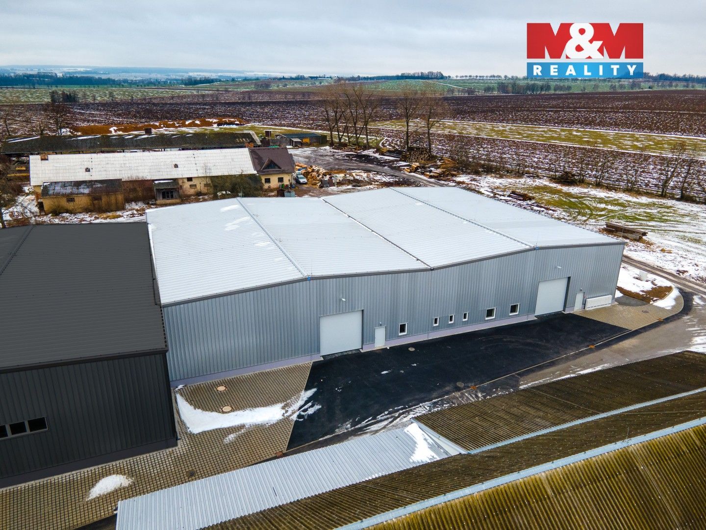 Pronájem sklad - Pekla, Cerekvice nad Loučnou, 1 582 m²