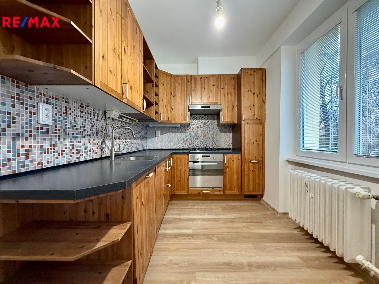 Pronájem byt 2+1 - Kosmonautů, Ústí nad Labem, 50 m²