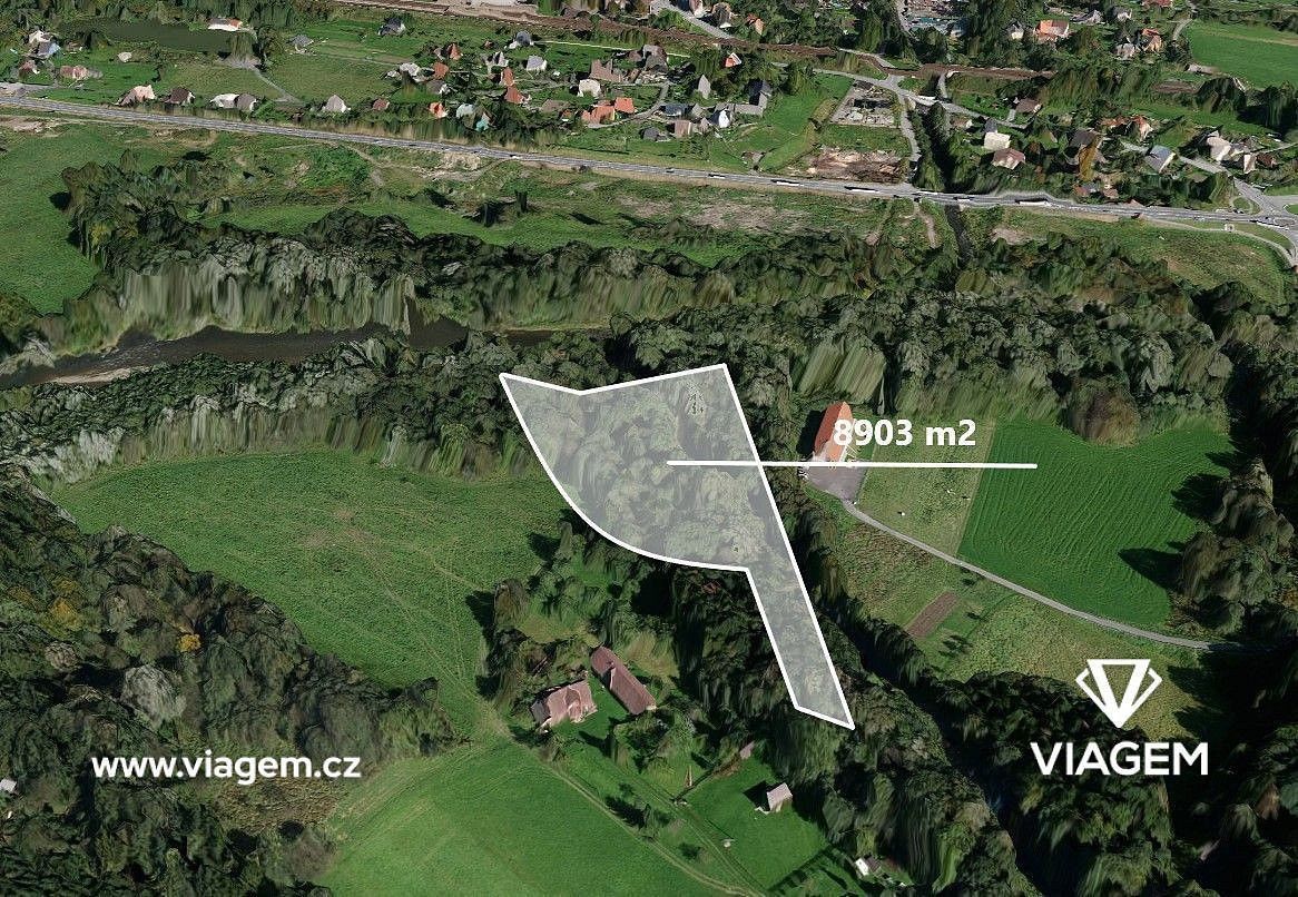 Zemědělský pozemek, 1 321 m²