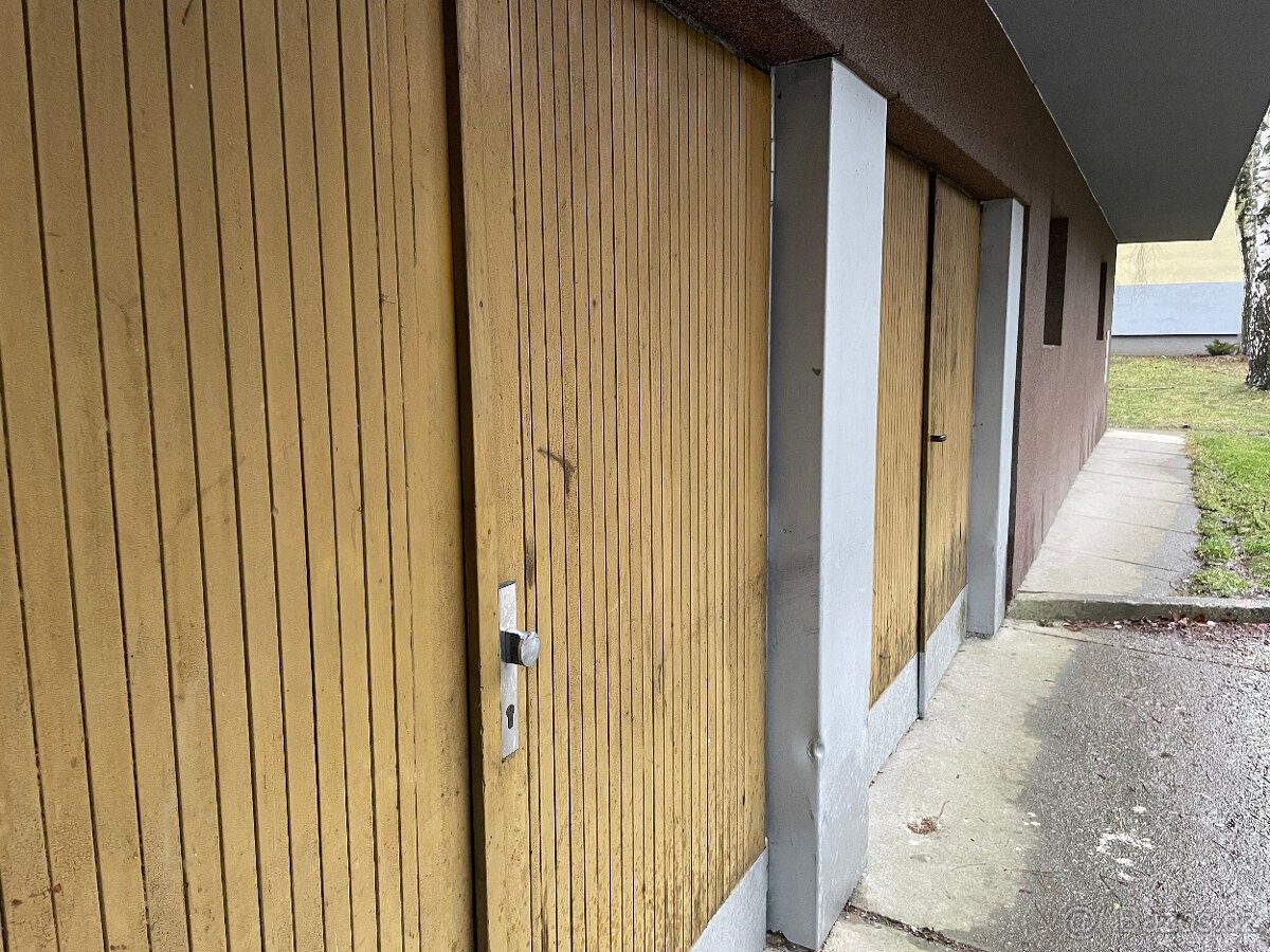 Garáže, Frenštát pod Radhoštěm, 744 01