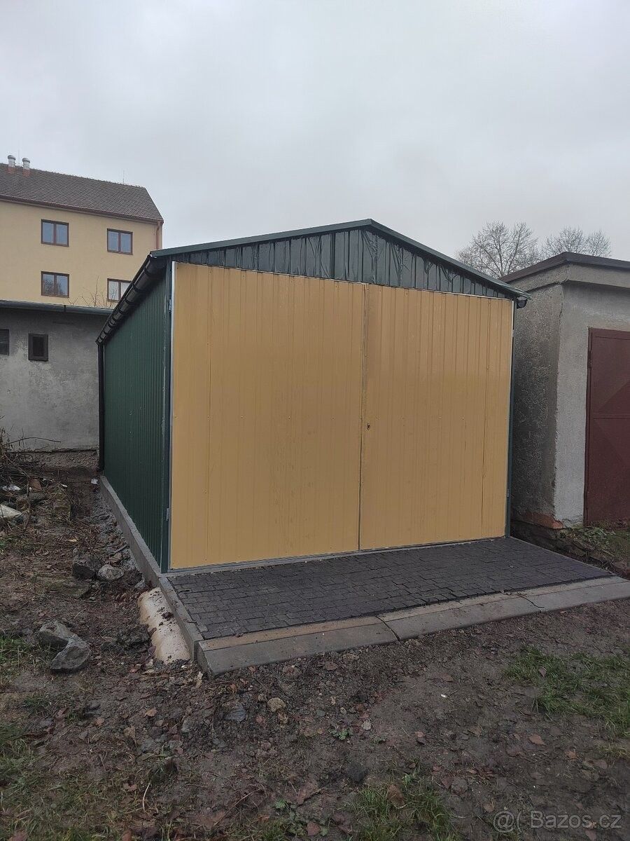 Garáže, Vyškov, 682 01