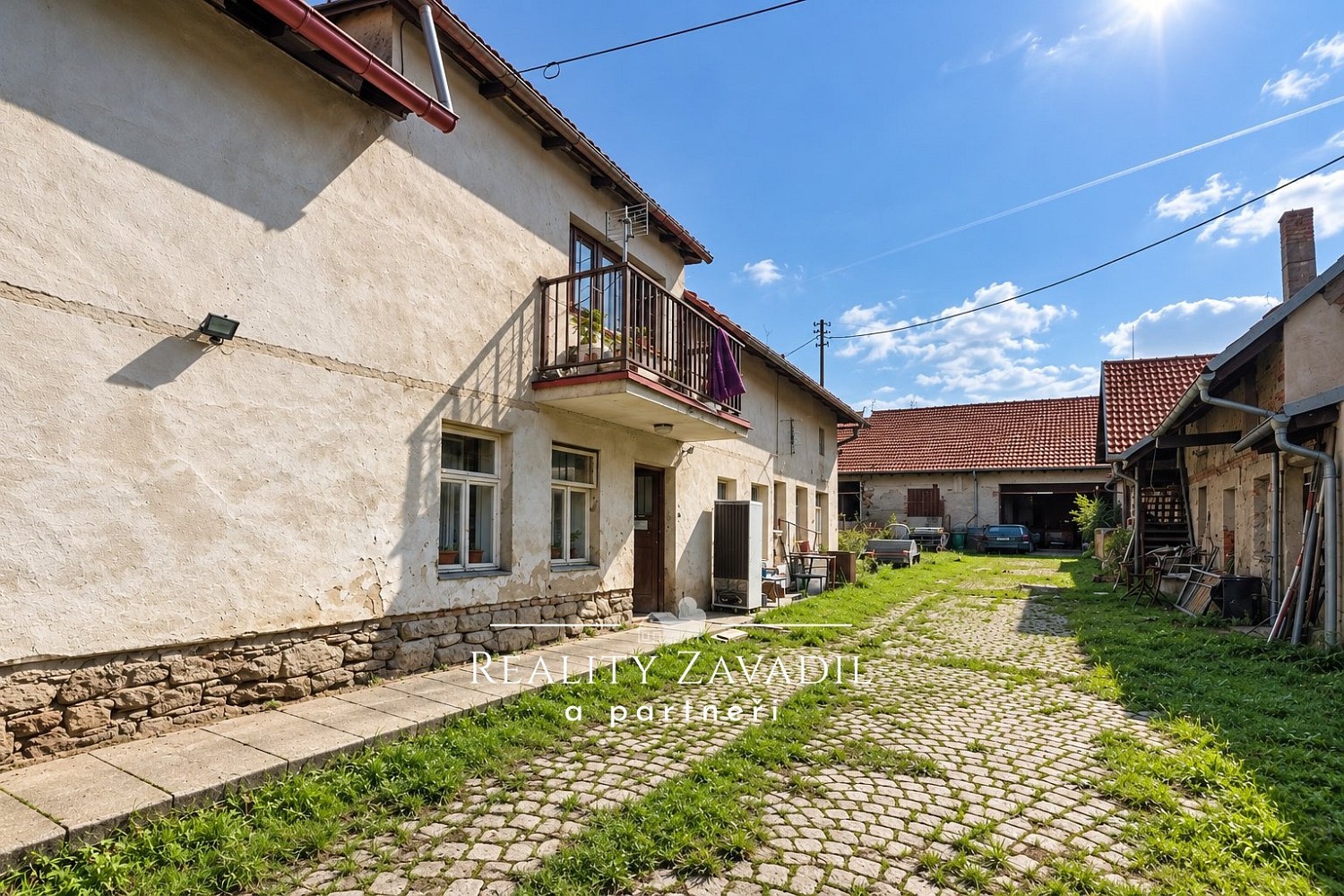 Rodinné domy, Doubek, okres Praha-východ, 350 m² - 2