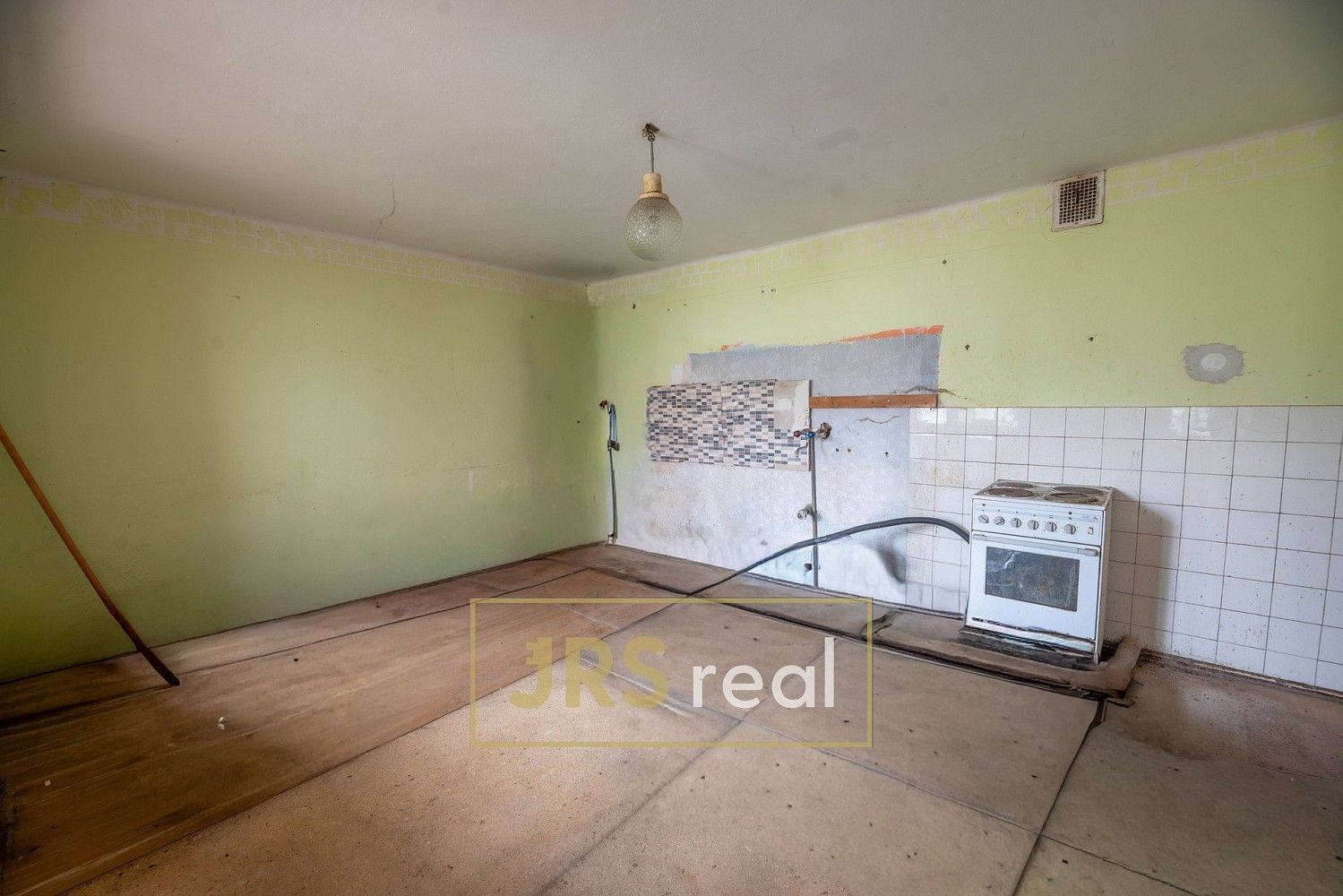 Prodej rodinný dům - Korytná, okres Uherské Hradiště, 106 m² - 5