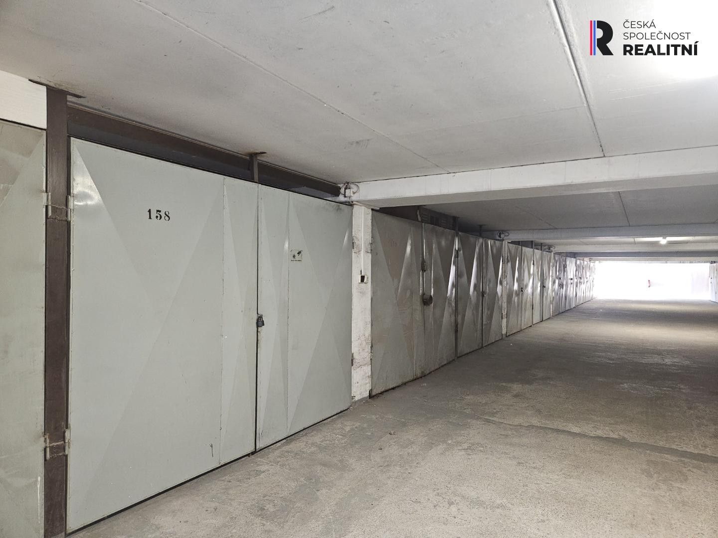 Garáž · 18 m² · Manželů Dostálových 1436, Praha Kyje - 4