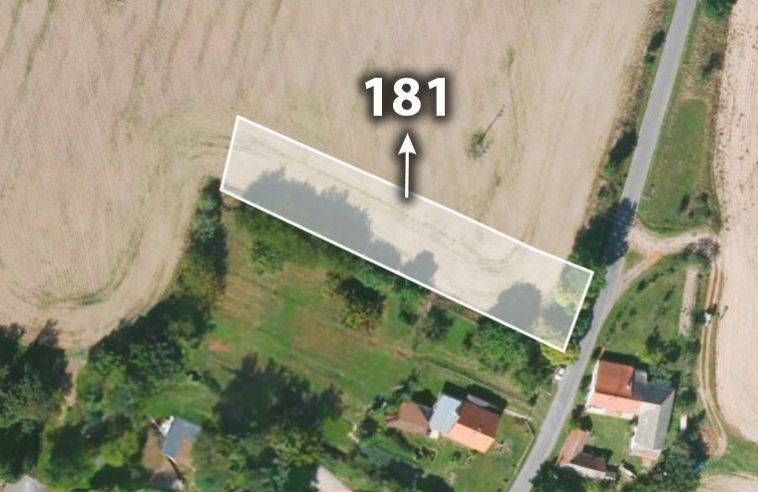 Louky, Nová Ves, Oselce, 18 353 m²