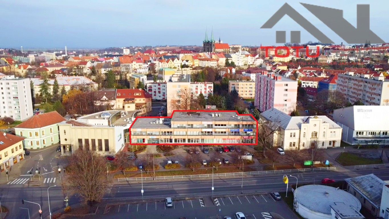 Kanceláře, Palackého třída, Chrudim III, 62 m²