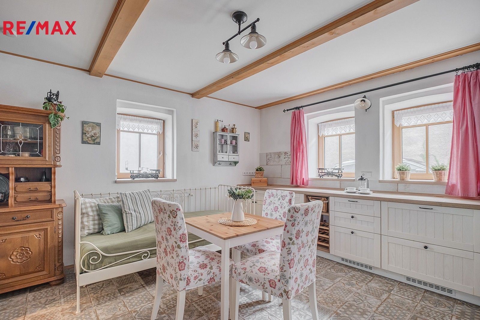 Prodej rodinný dům - Vrátkov, 130 m²